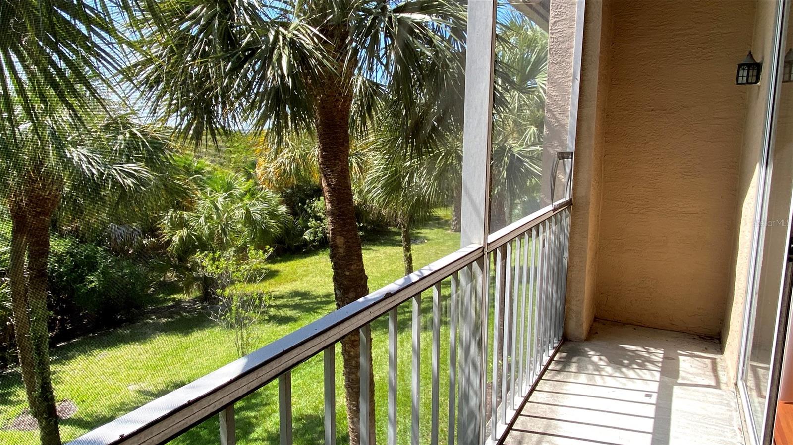 ISLAND WALK A CONDO - Residential Lease