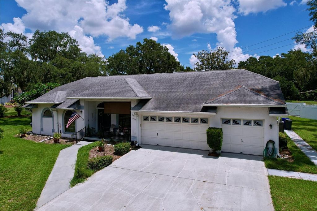 Photo of 5235 Post Lane, Lakeland, FL 33809 (MLS # L4955234)