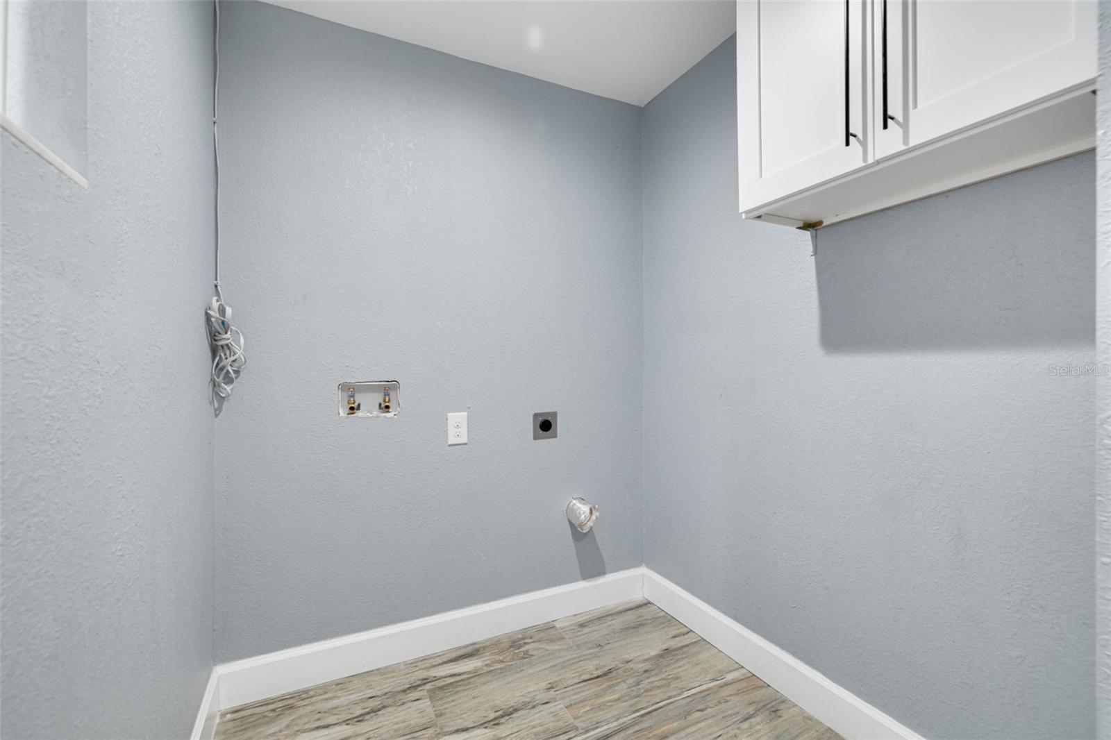 HIGHVIEW SUB - Residential