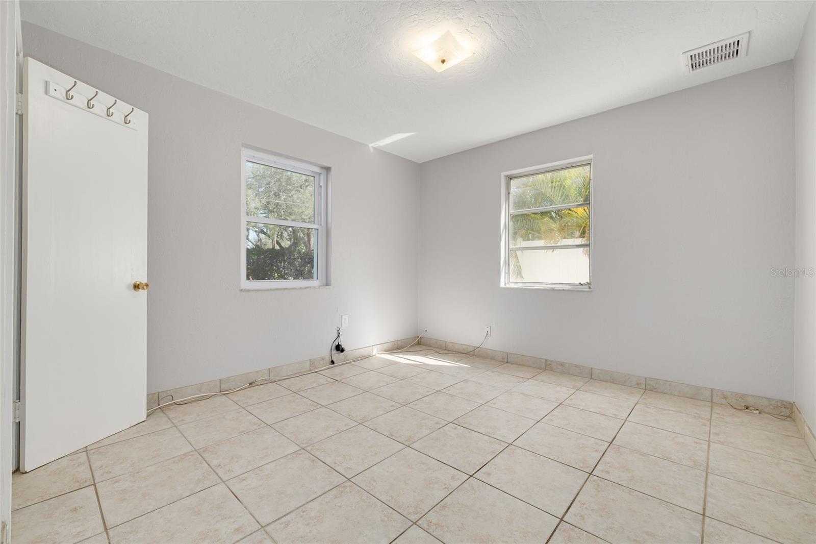 HIGHVIEW SUB - Residential