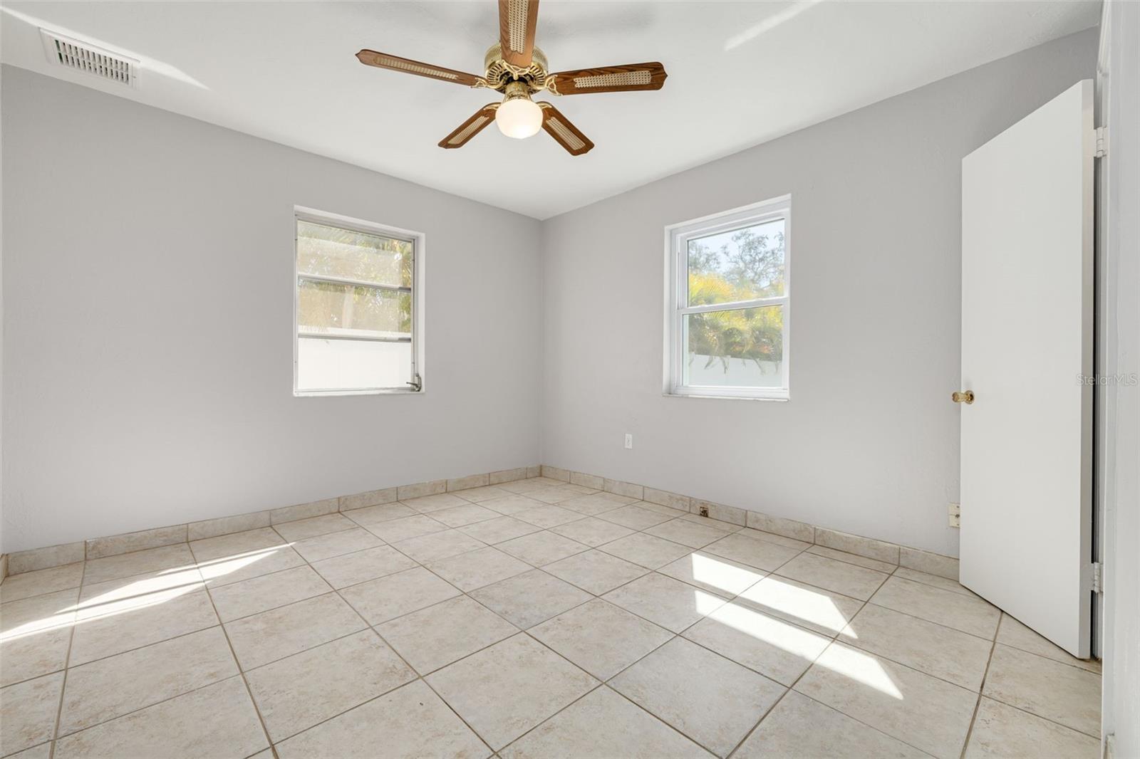 HIGHVIEW SUB - Residential