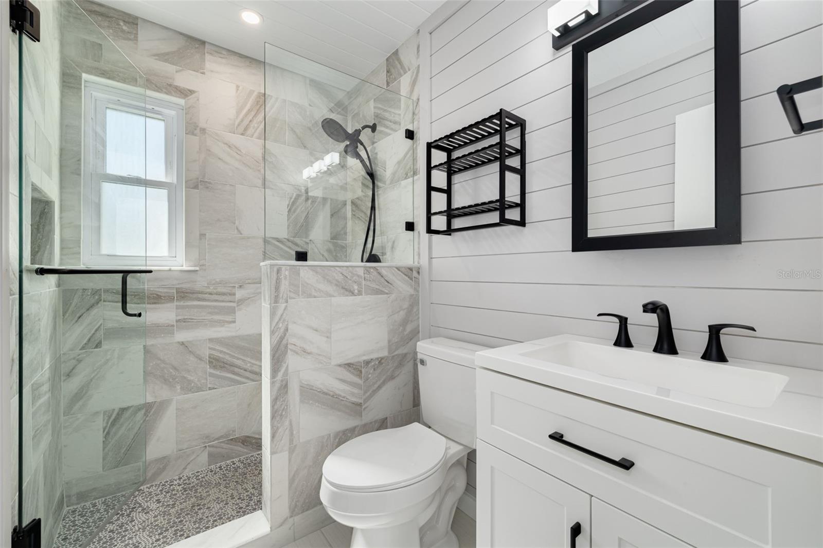 HIGHVIEW SUB - Residential