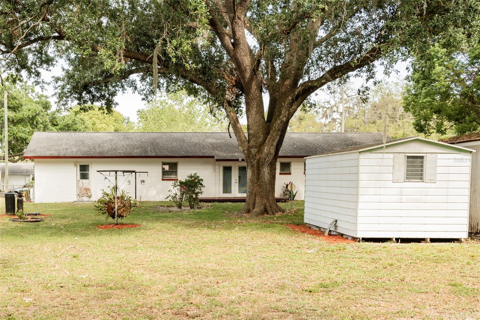 12213 FLORAL LN