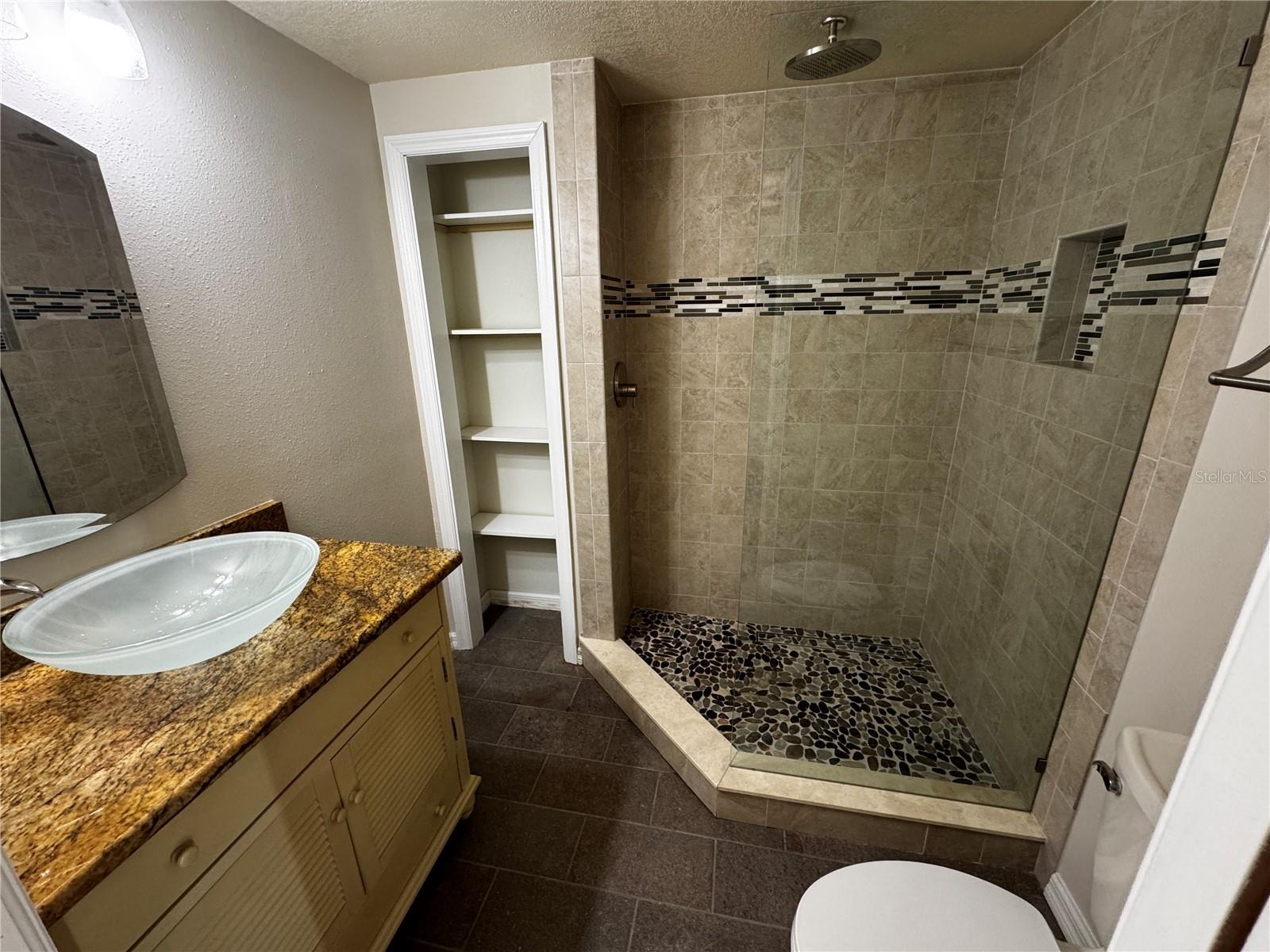 LEESBURG ROYAL OAK ESTATES SUB - Residential Lease