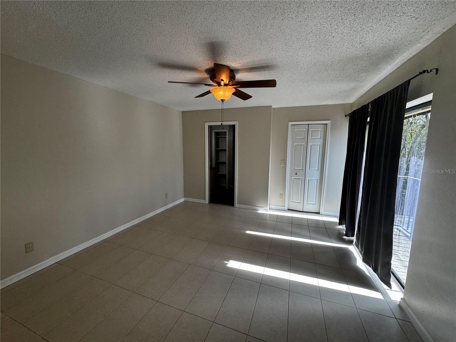 LEESBURG ROYAL OAK ESTATES SUB - Residential Lease