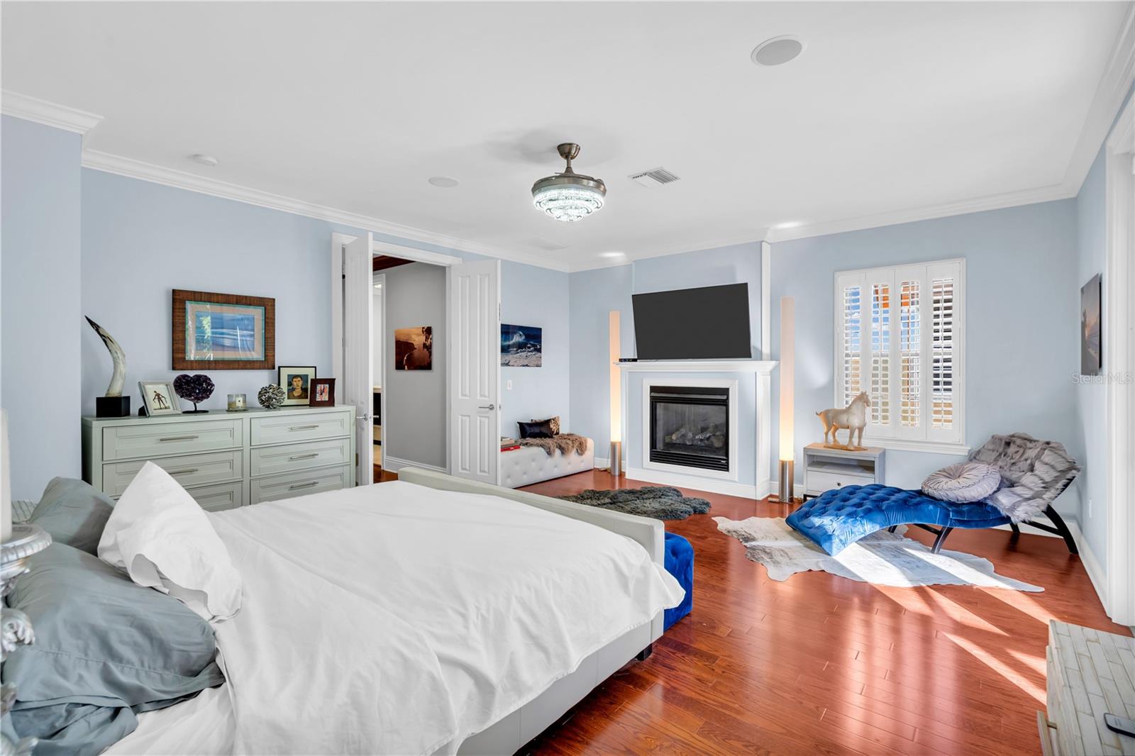 BURNS REALTY - Residential