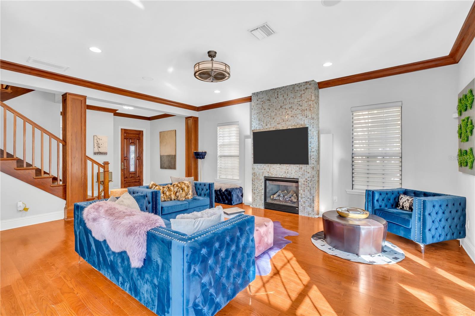 BURNS REALTY - Residential