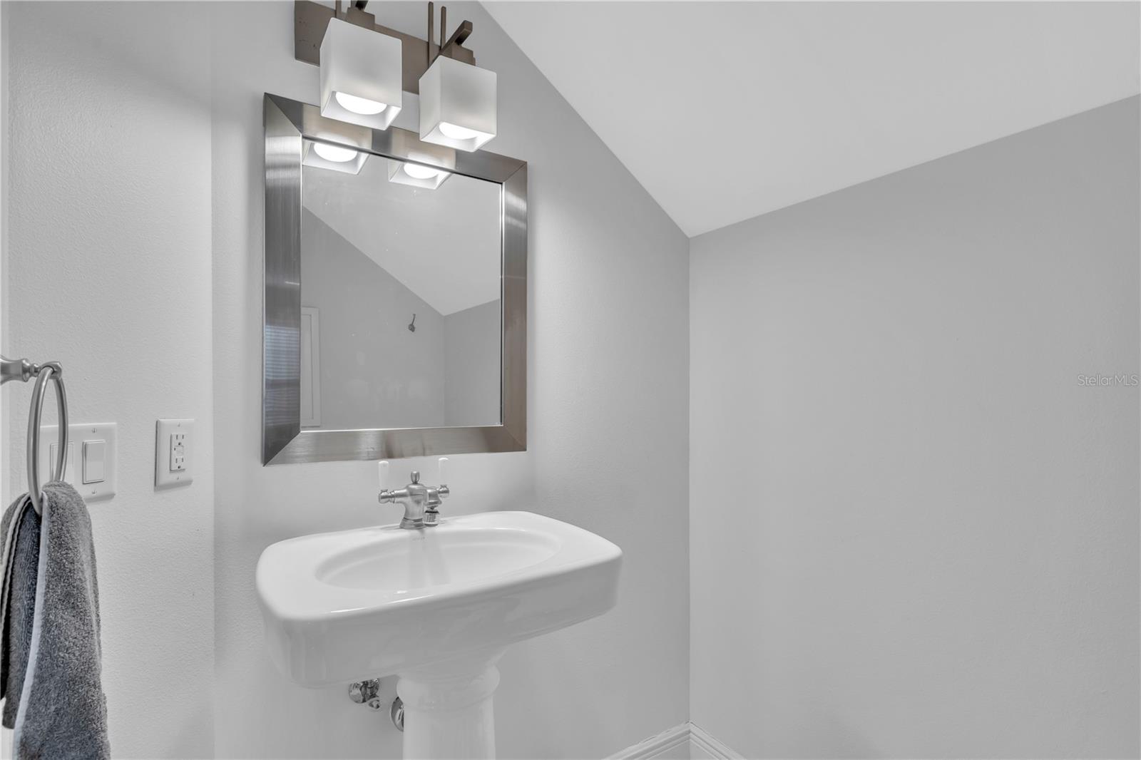 BURNS REALTY - Residential