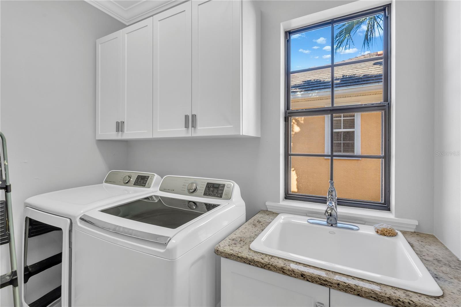 BURNS REALTY - Residential