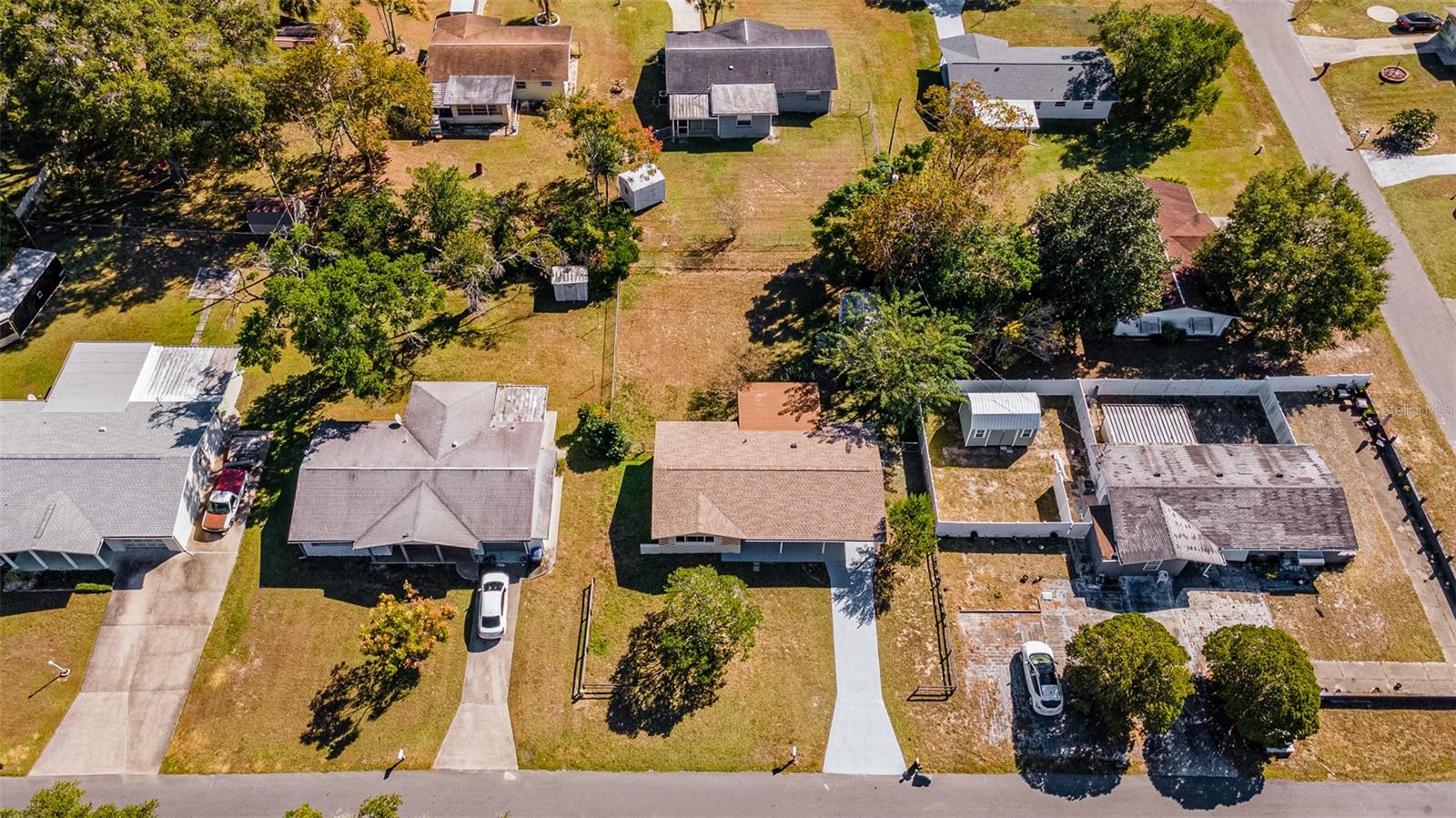 BEVERLY HILLS UNIT 04 - Residential