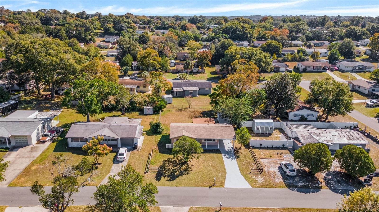 BEVERLY HILLS UNIT 04 - Residential