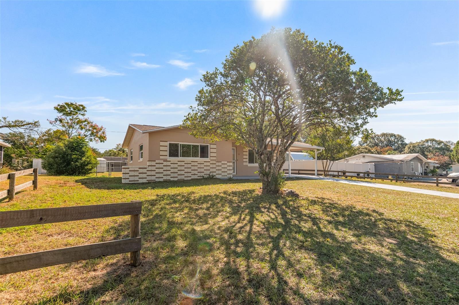 BEVERLY HILLS UNIT 04 - Residential