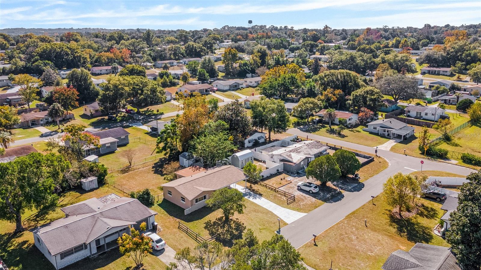 BEVERLY HILLS UNIT 04 - Residential