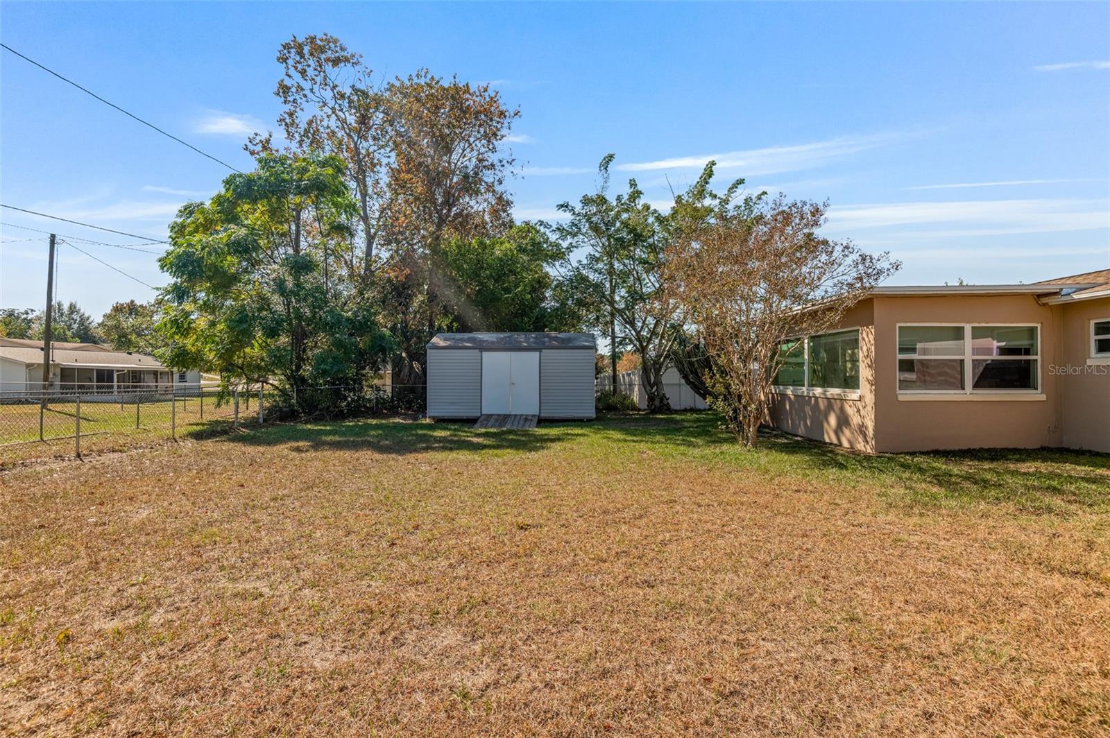 BEVERLY HILLS UNIT 04 - Residential