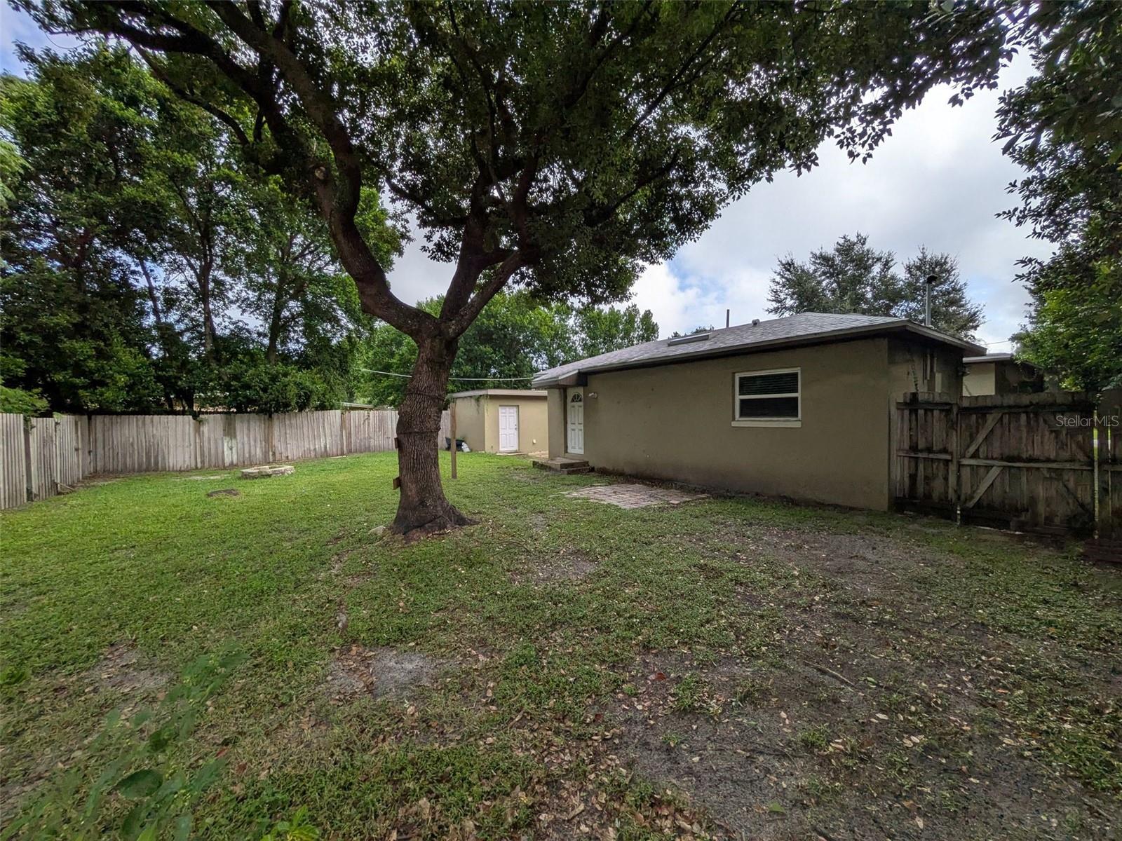 FAIRVIEW HEIGHTS REP - Residential Lease