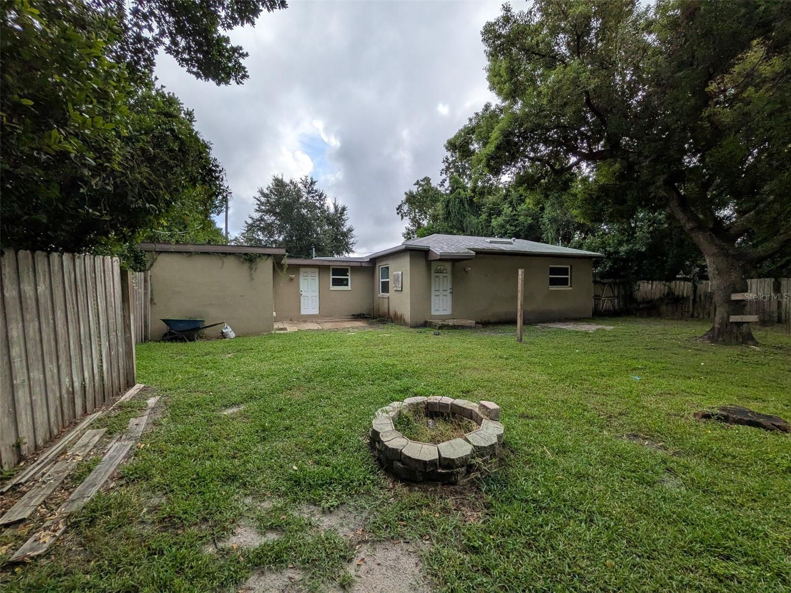 FAIRVIEW HEIGHTS REP - Residential Lease