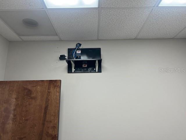 NORTHPOINTE VILLAGE - Commercial Lease