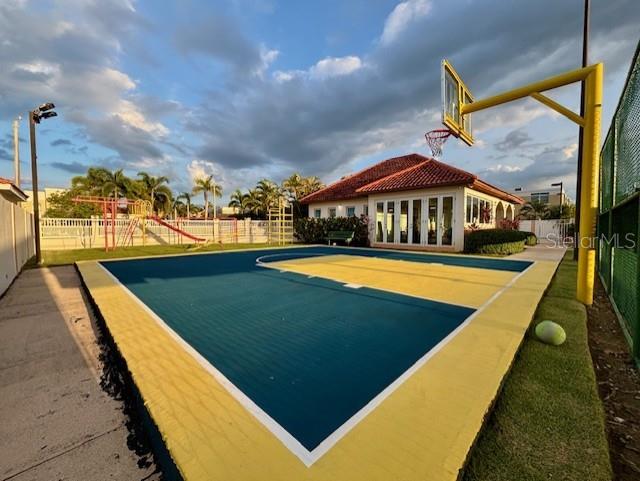 URB. GRAND PALM II - Residential