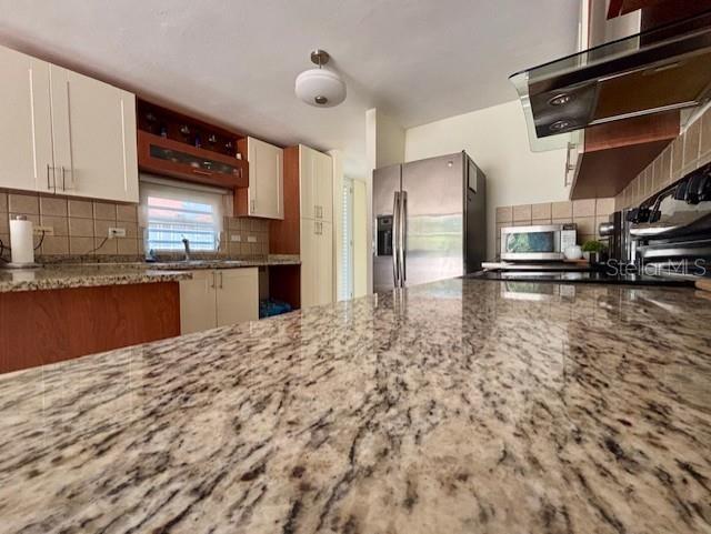 URB. GRAND PALM II - Residential