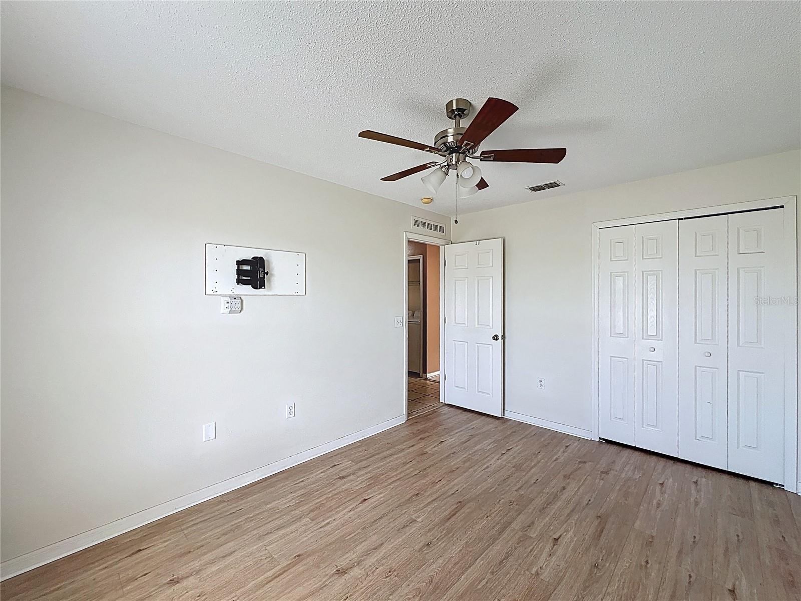 SUNRIDGE VILLAGE EAST - Residential