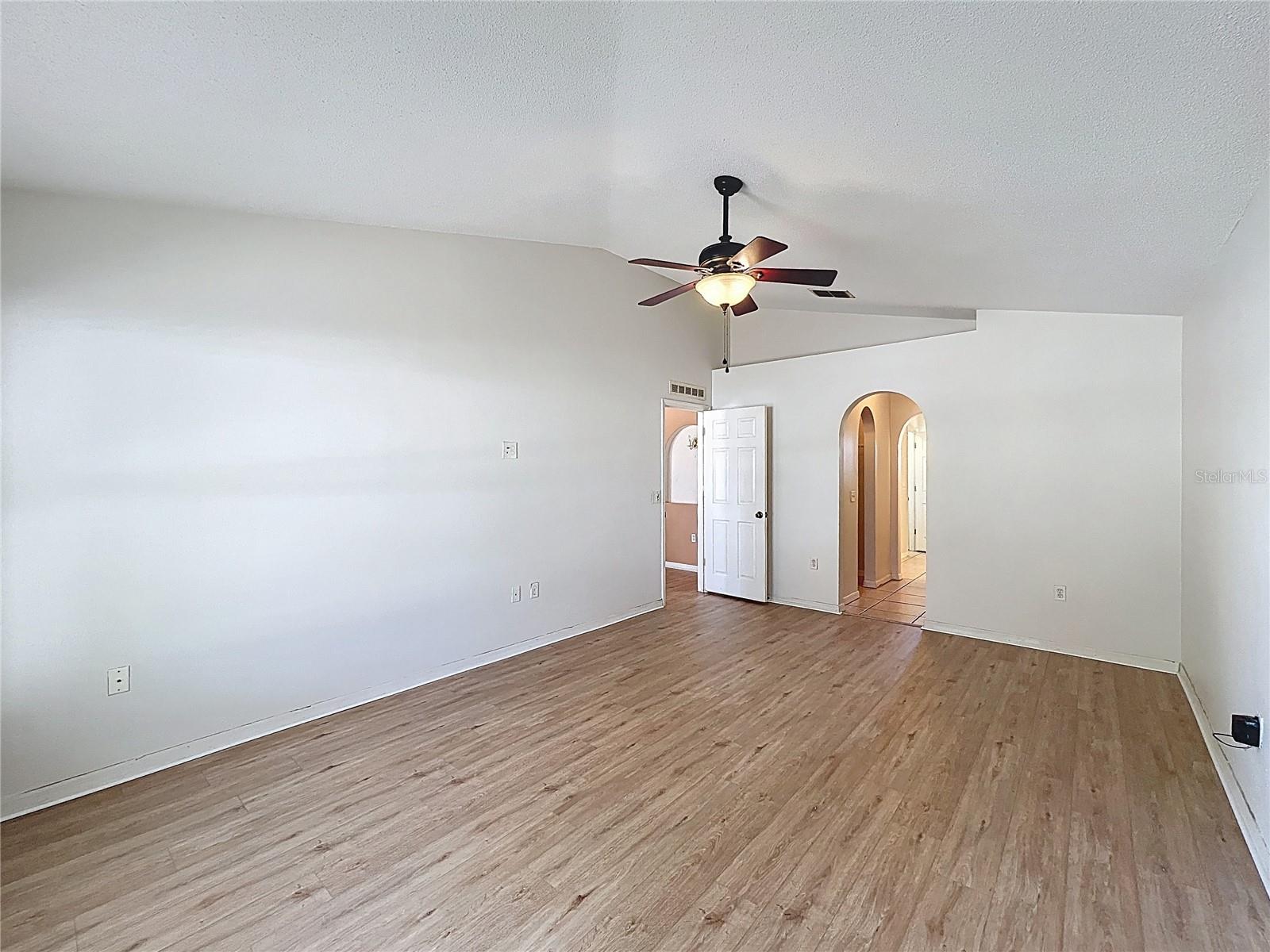 SUNRIDGE VILLAGE EAST - Residential