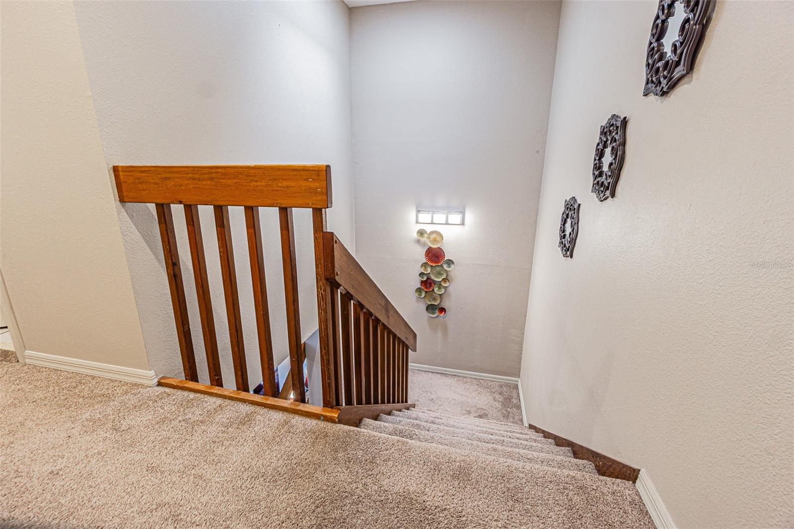 QUAIL RUN PHASE V A CONDOMINIUM - Residential