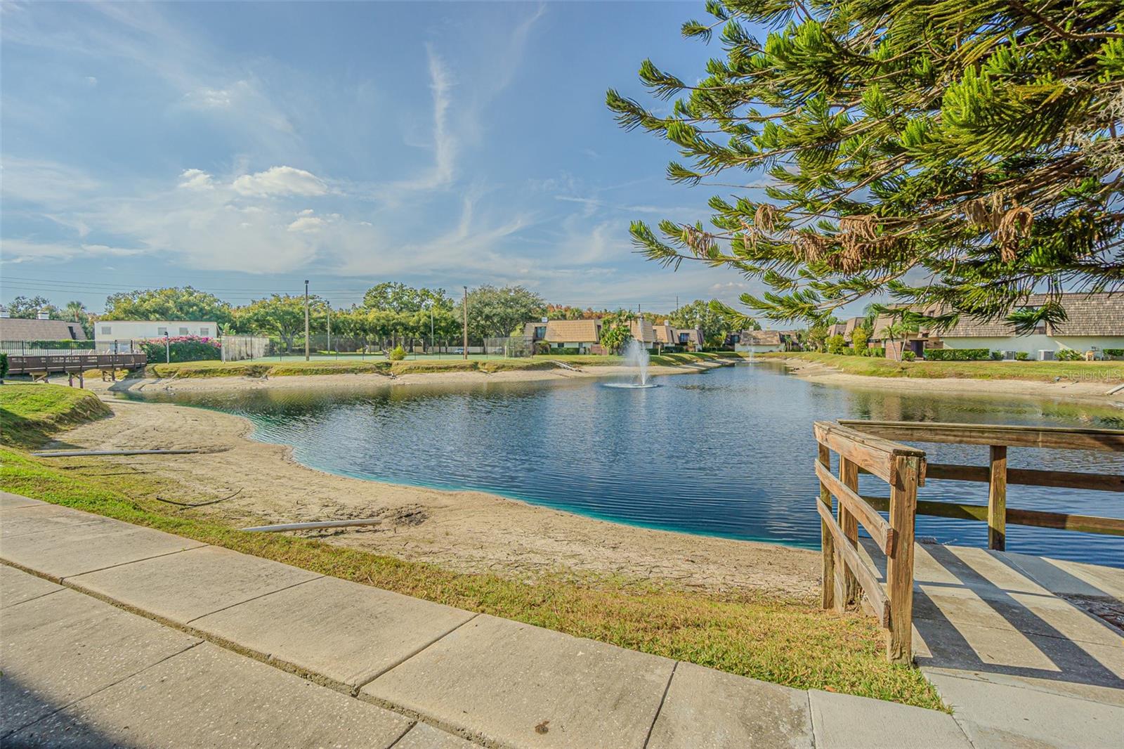 QUAIL RUN PHASE V A CONDOMINIUM - Residential