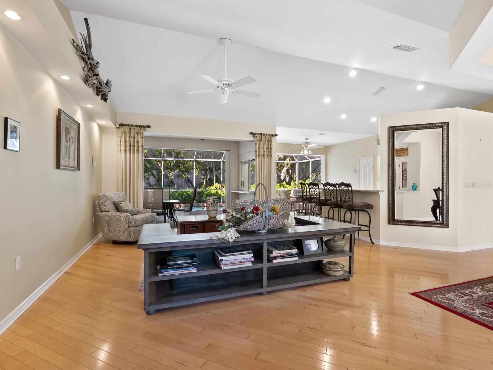 SANDRINGHAM PLACE - Residential