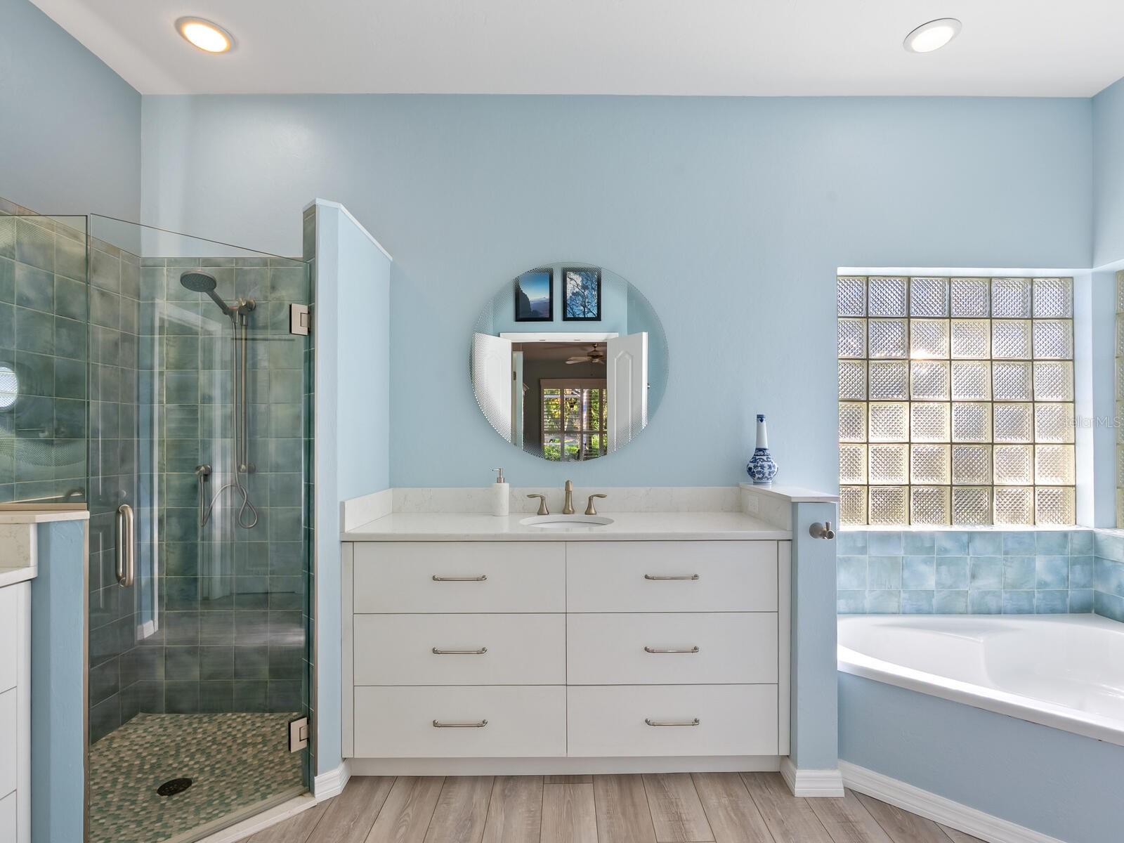 SANDRINGHAM PLACE - Residential