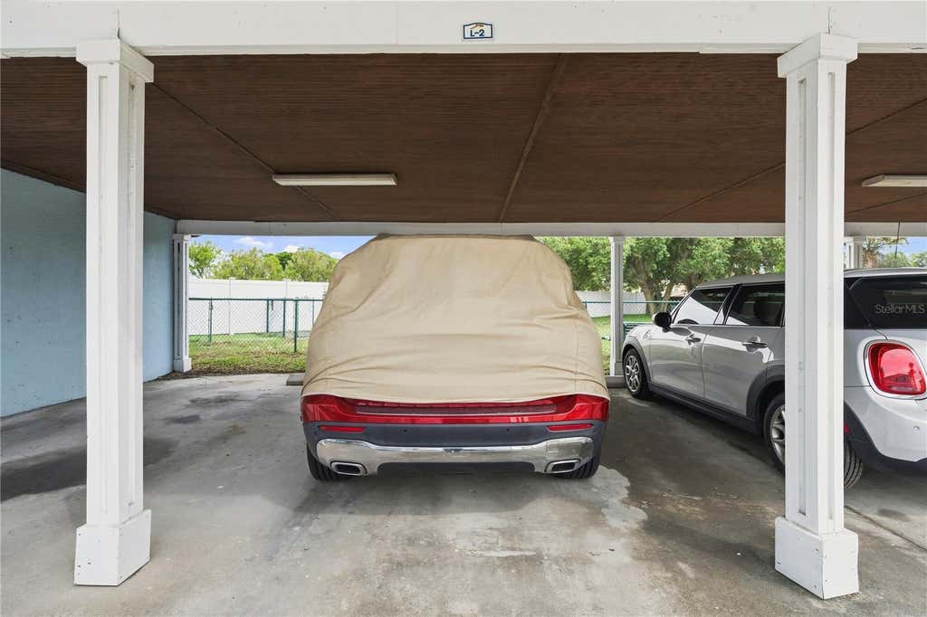 Photo of 151 Seahorse Drive SE #B, St Petersburg, FL 33705 (MLS # TB8536811)