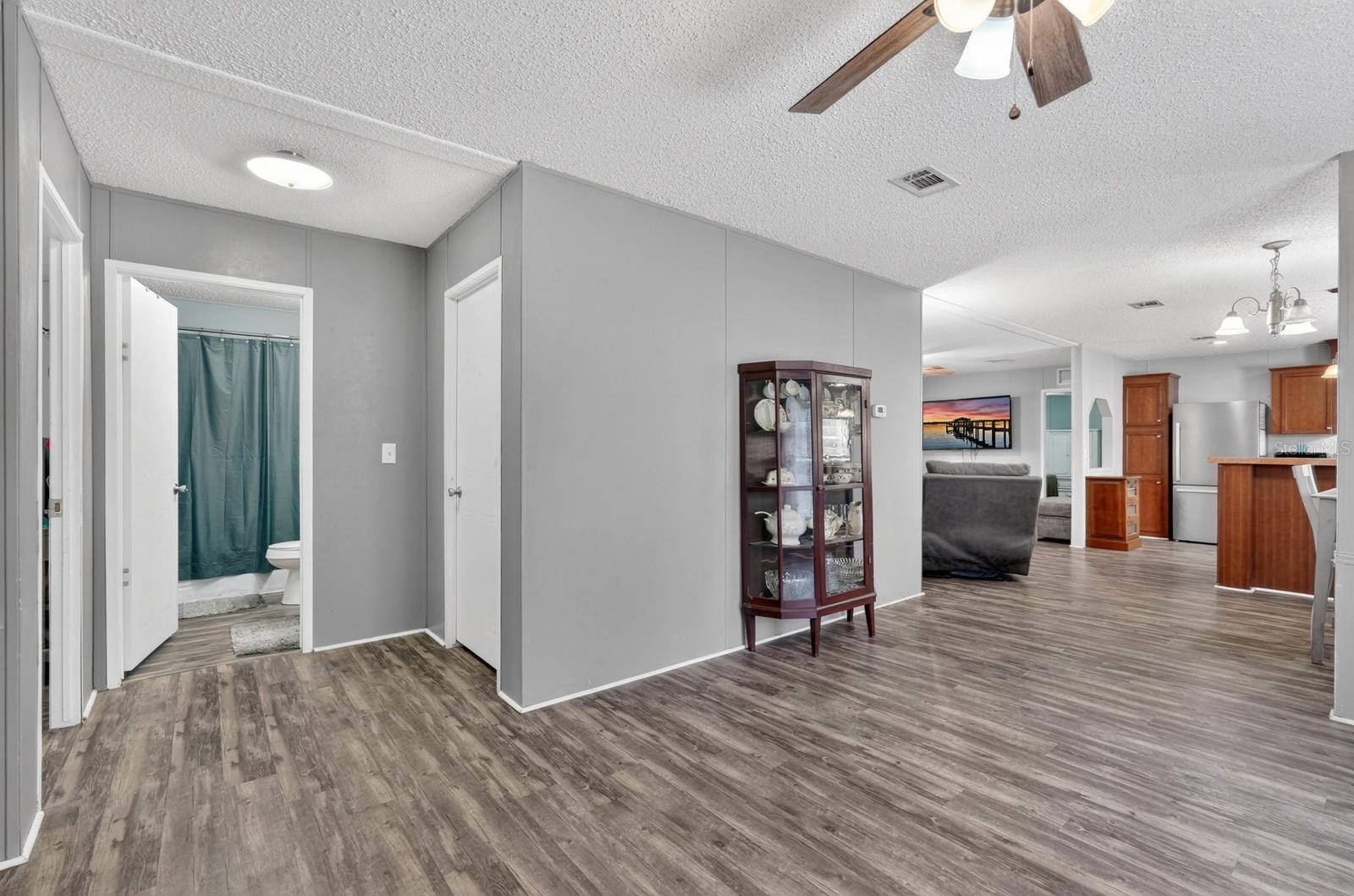 INDIAN TRACE - Residential