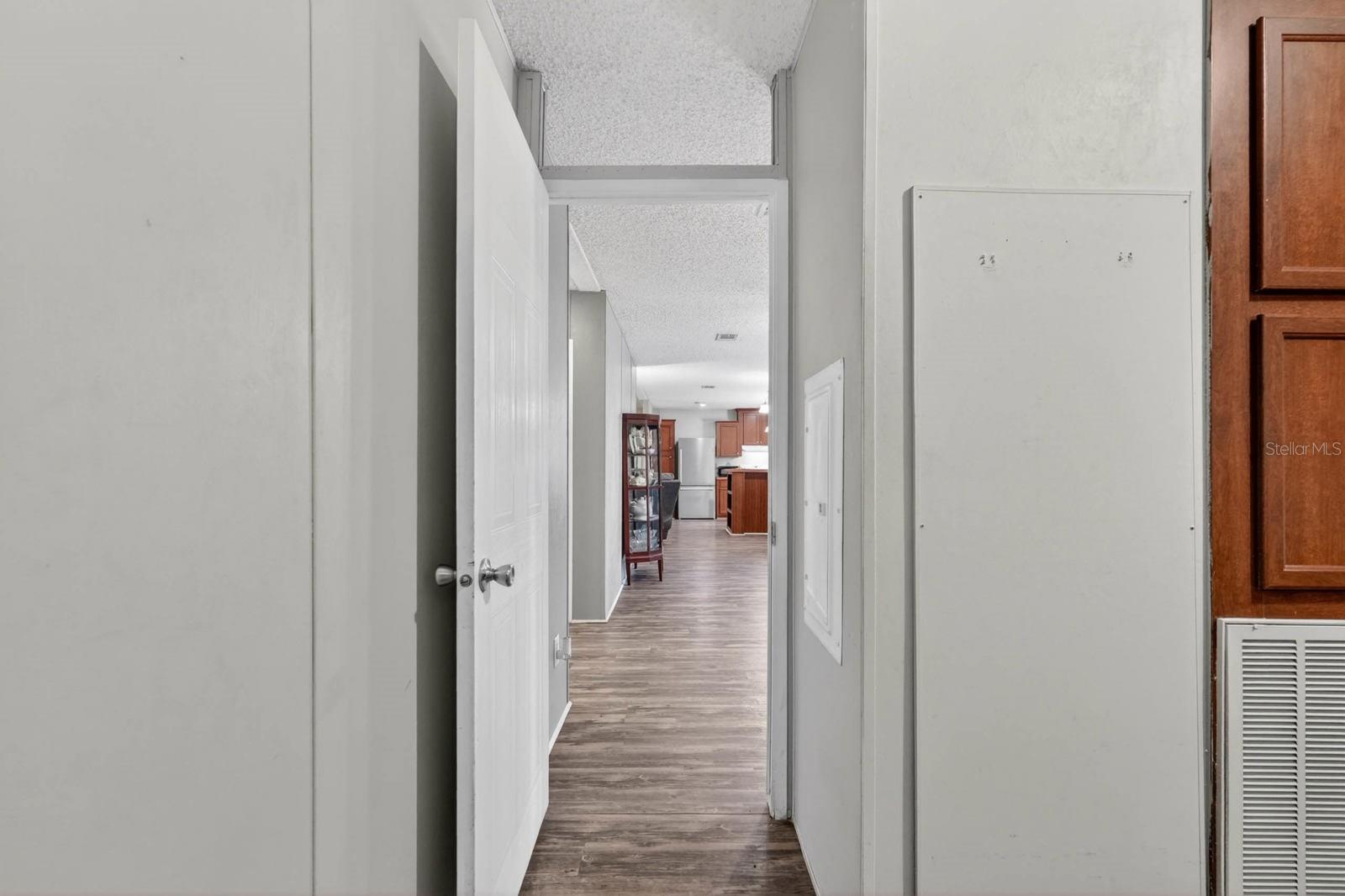 INDIAN TRACE - Residential