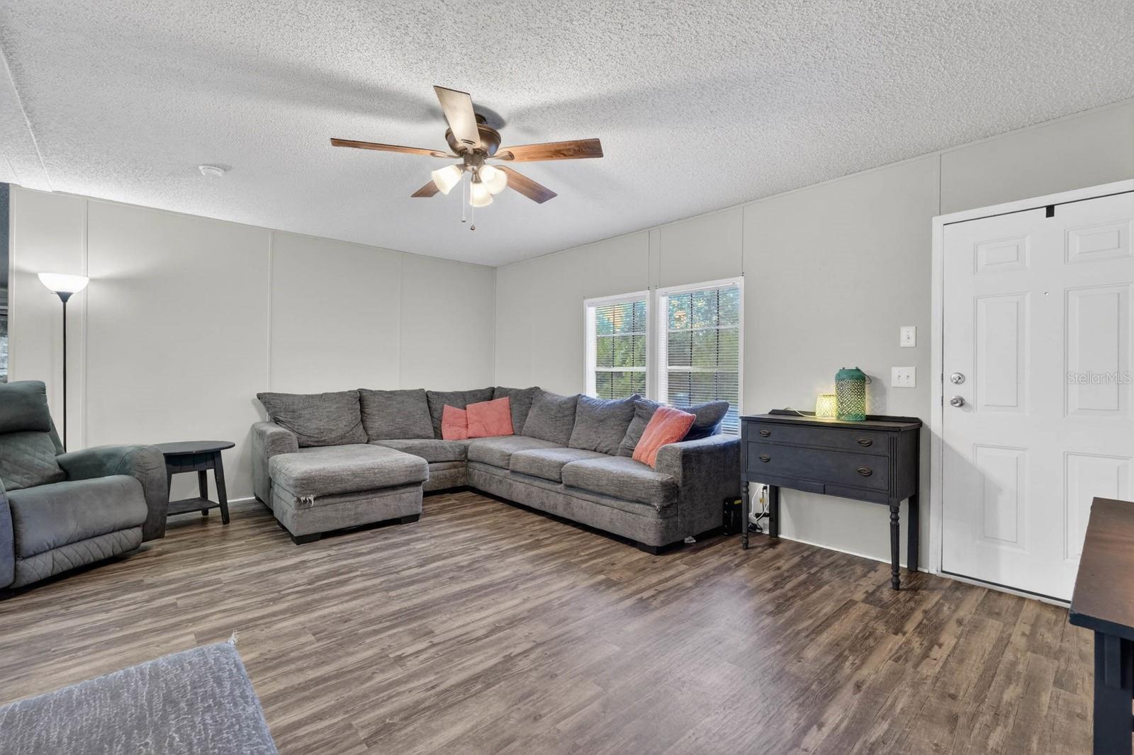INDIAN TRACE - Residential