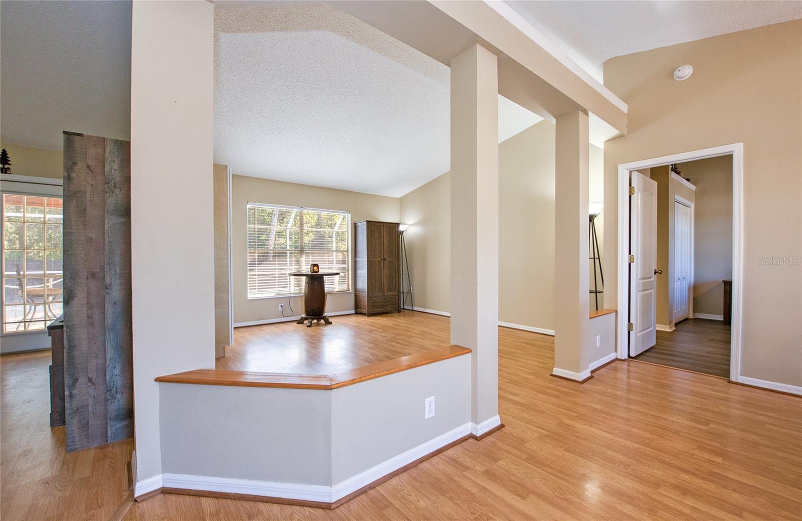 RAINBOW OAKS - Residential