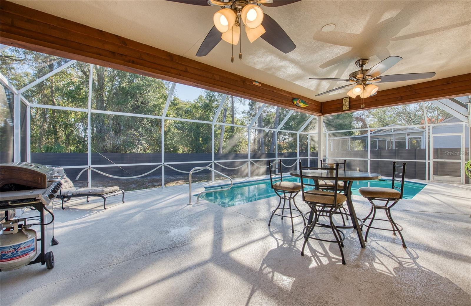 RAINBOW OAKS - Residential