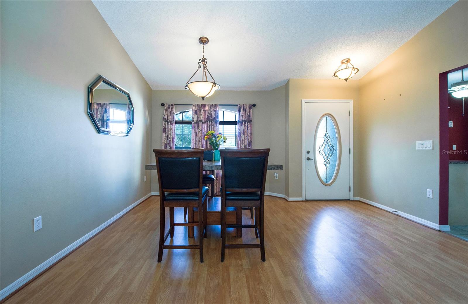 RAINBOW OAKS - Residential