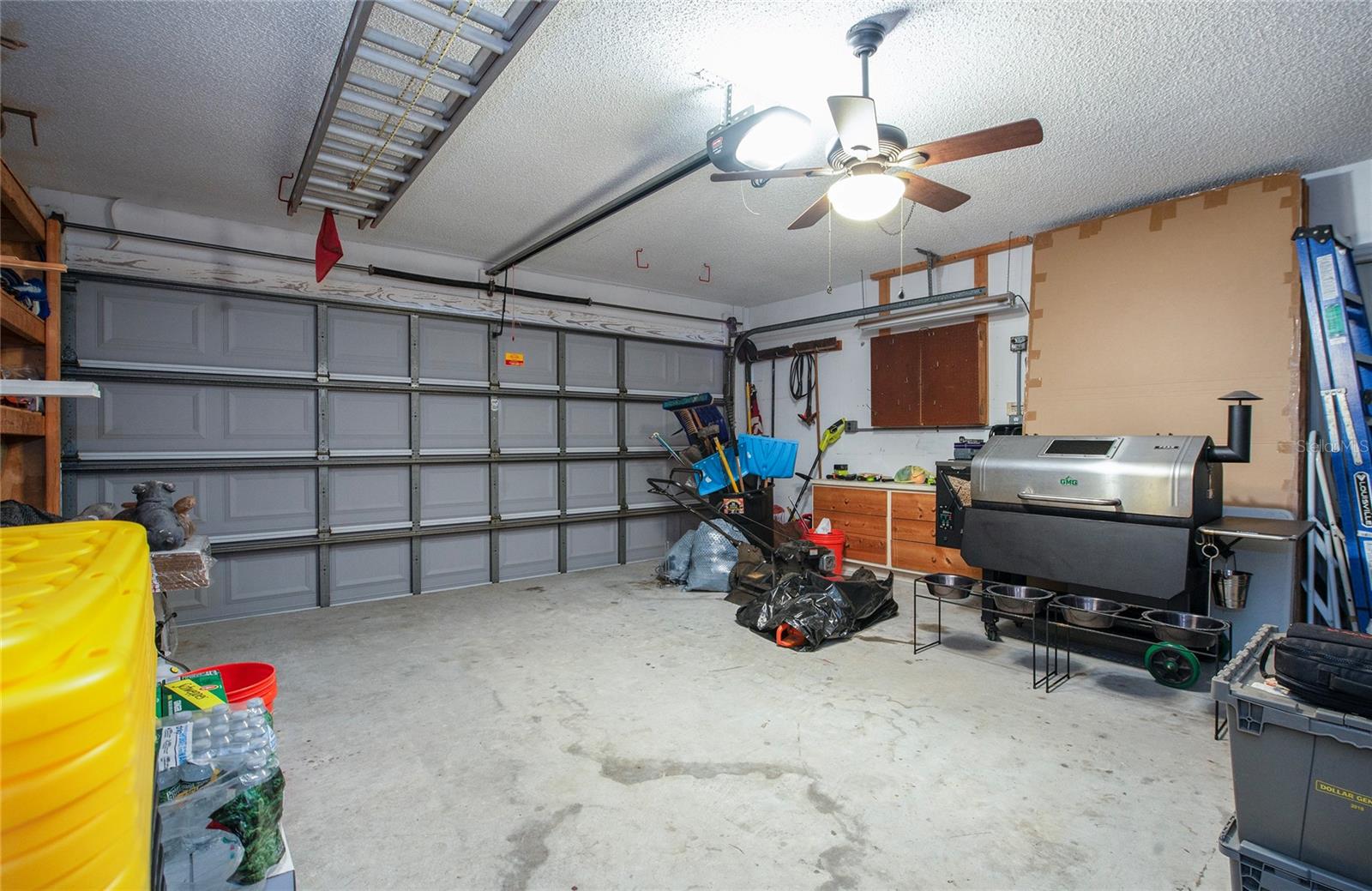 RAINBOW OAKS - Residential