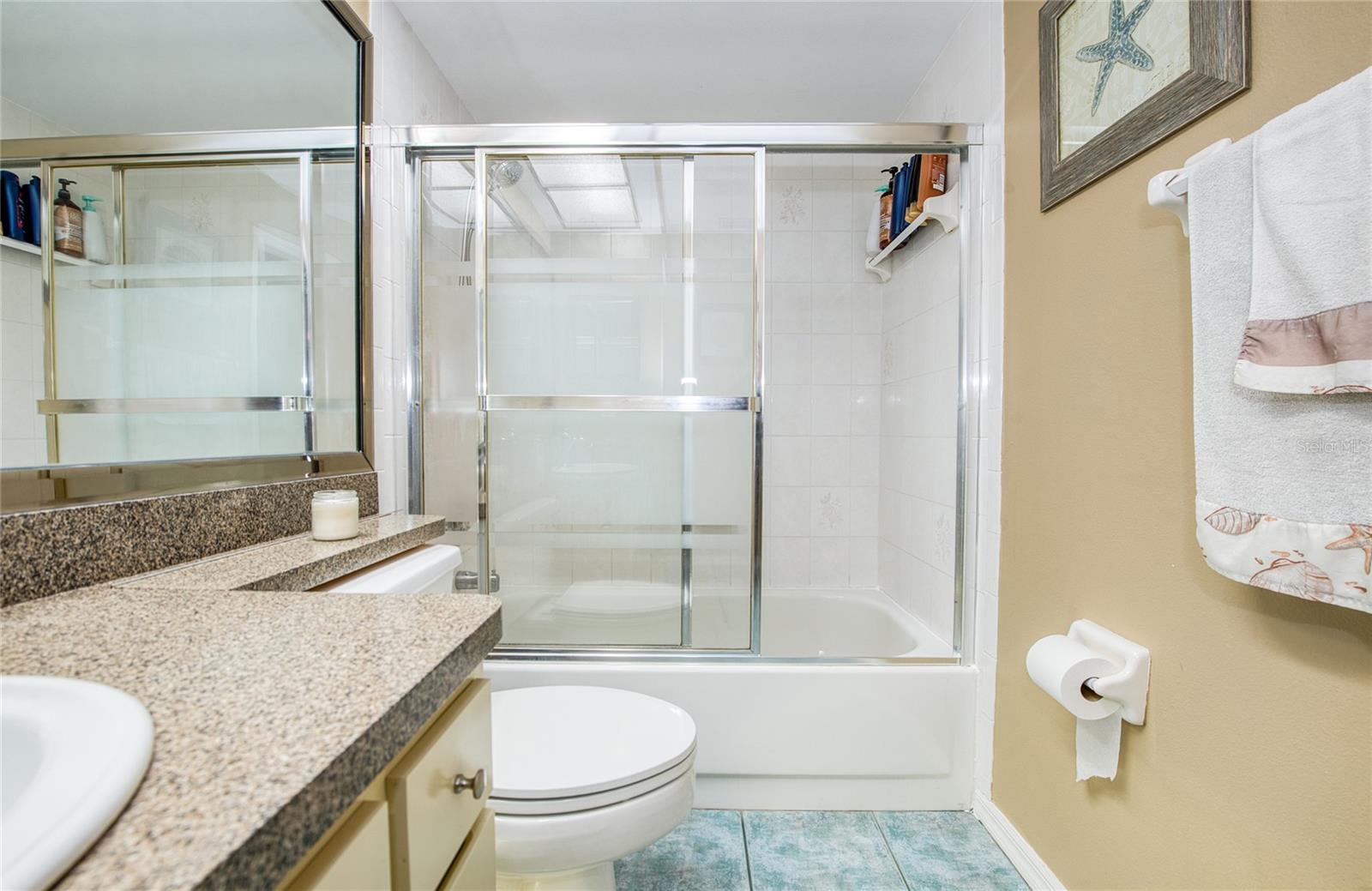 RAINBOW OAKS - Residential