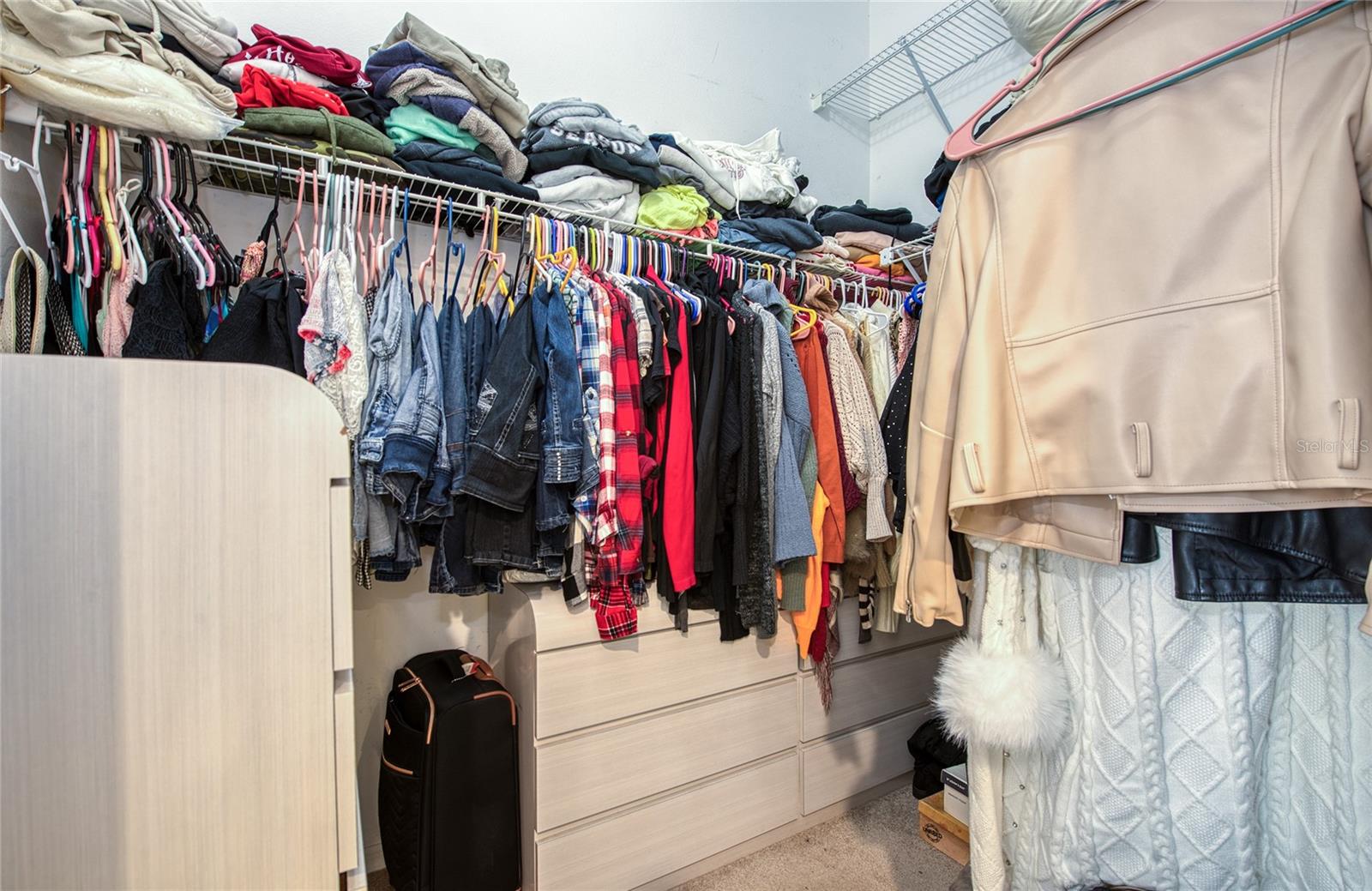 RAINBOW OAKS - Residential