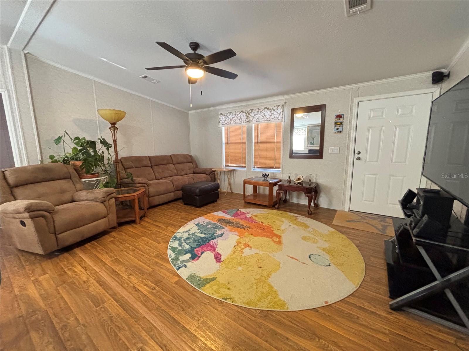 MELROSE LANDING - Residential