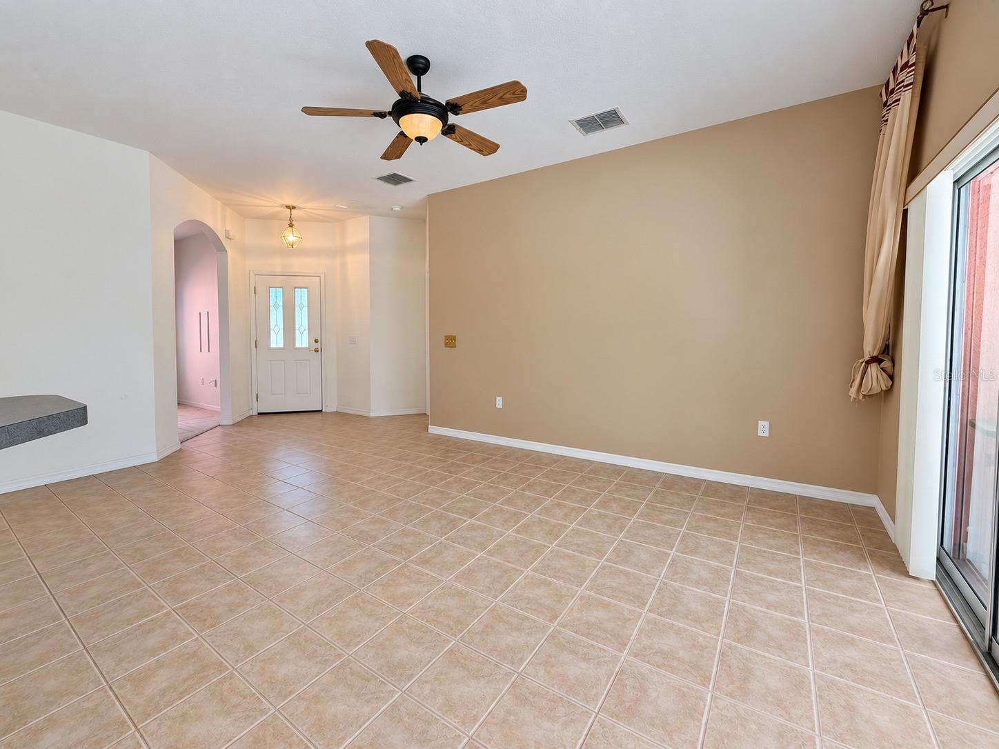 219 KNOLL WOOD DRIVE