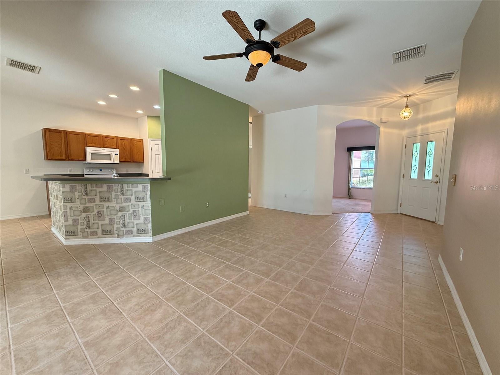 219 KNOLL WOOD DRIVE