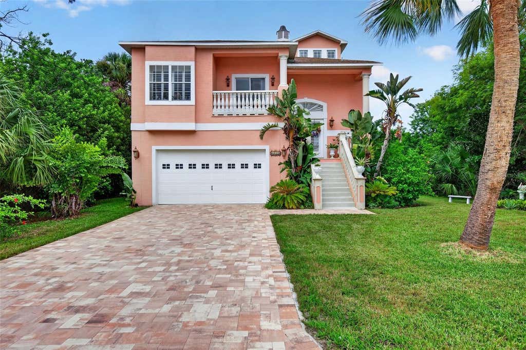 Photo of 6926 Mccray Drive, Hudson, FL 34667 (MLS # W7888406)
