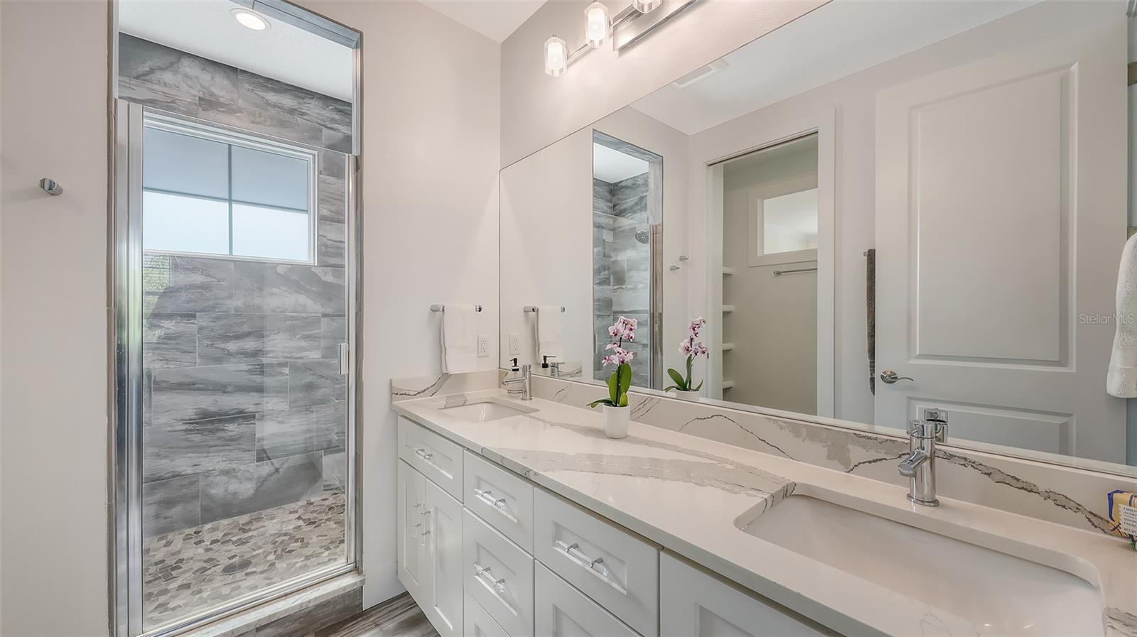 RUSTIC LODGE 2 - Residential