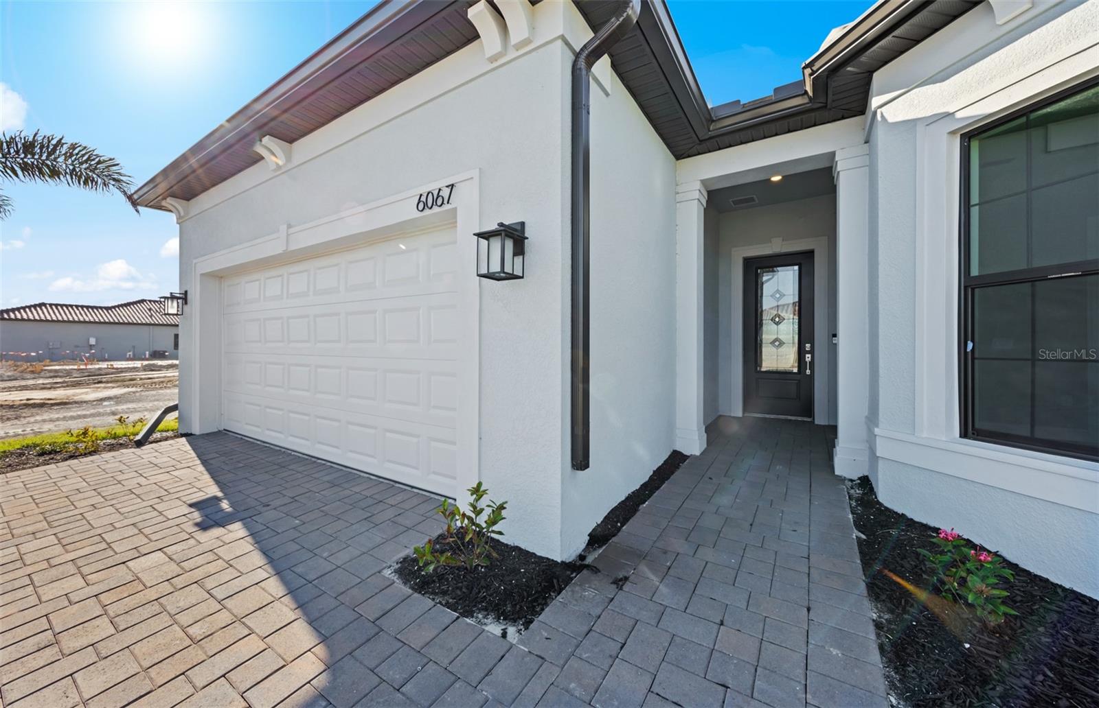 6090 SAWGRASS LAKE COURT