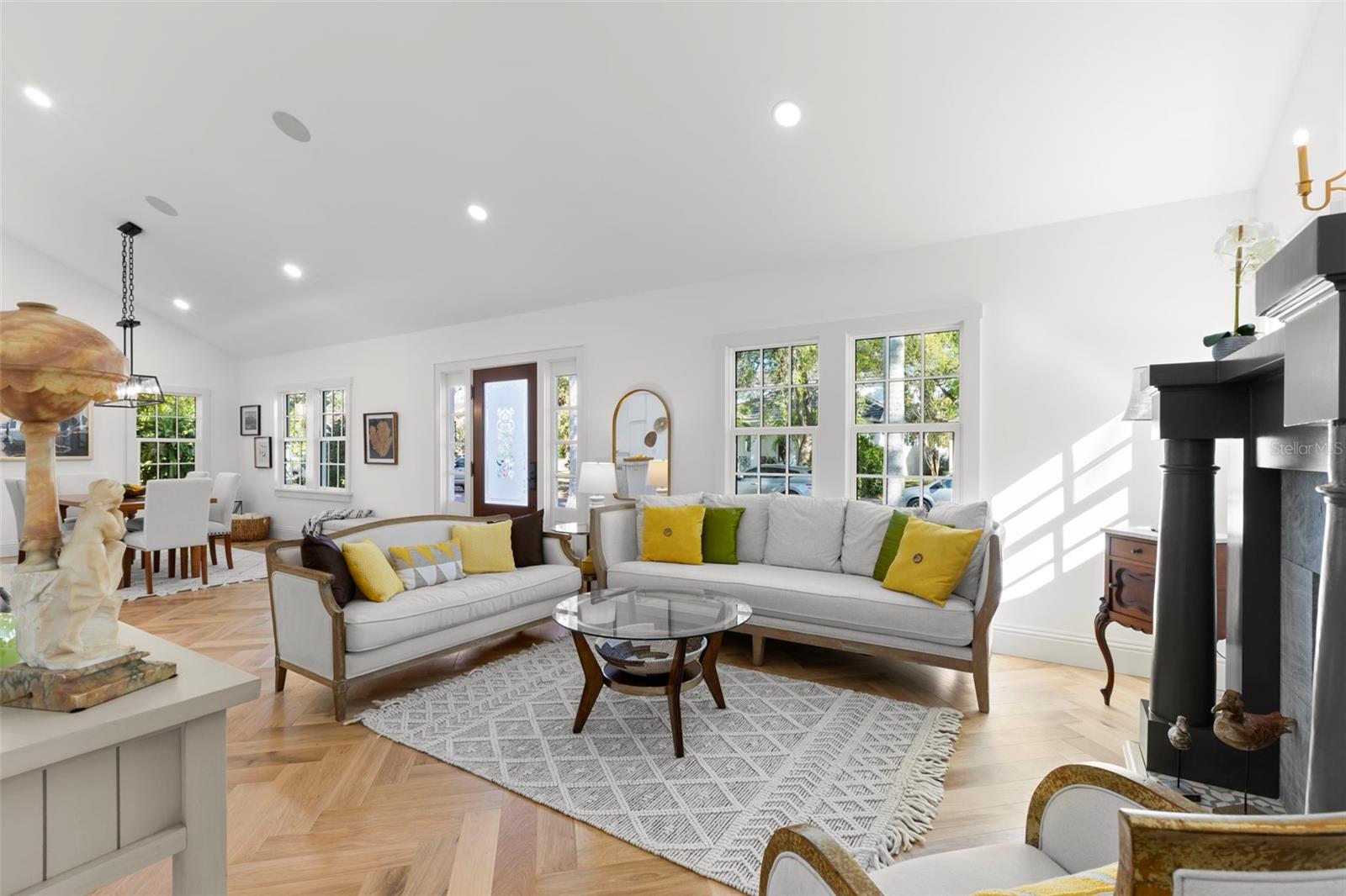 SNELL & HAMLETTS NORTH SHORE ADD - Residential