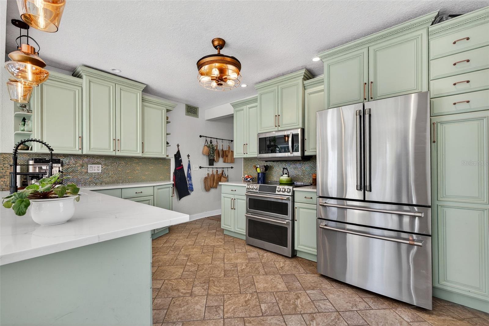 OLD KENTUCKY - Residential