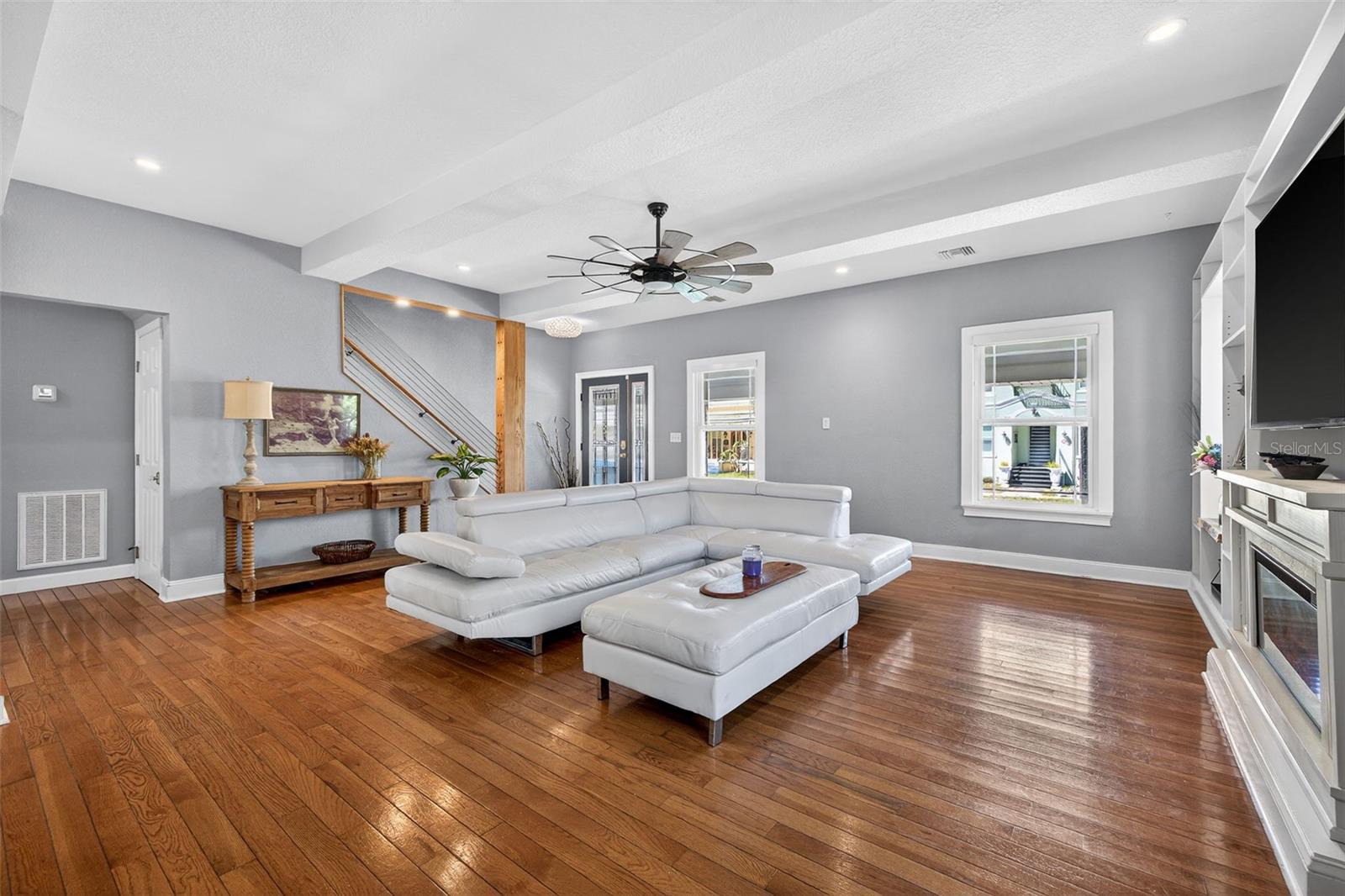 OLD KENTUCKY - Residential