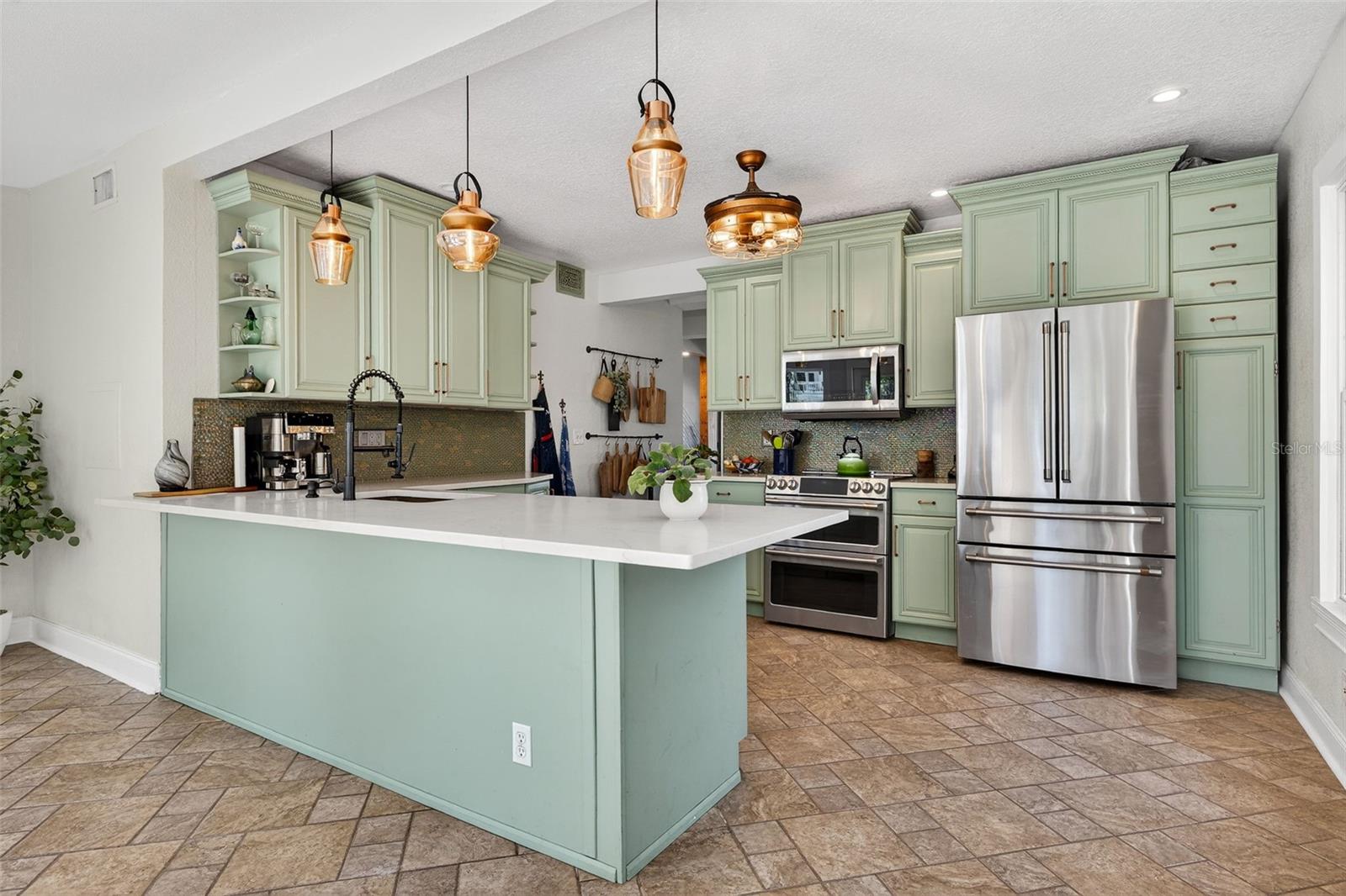 OLD KENTUCKY - Residential