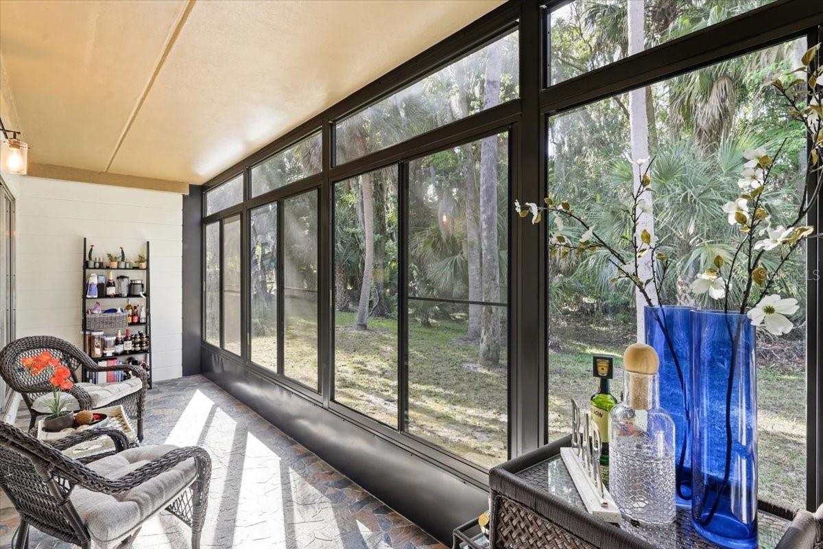 LAKESIDE CONDO APTS - Residential